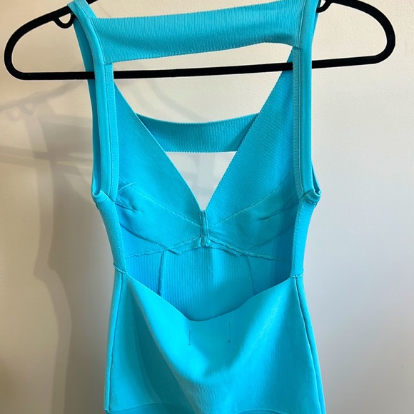 Blue backless long dress perfect for any outing! - Picture 6 of 6